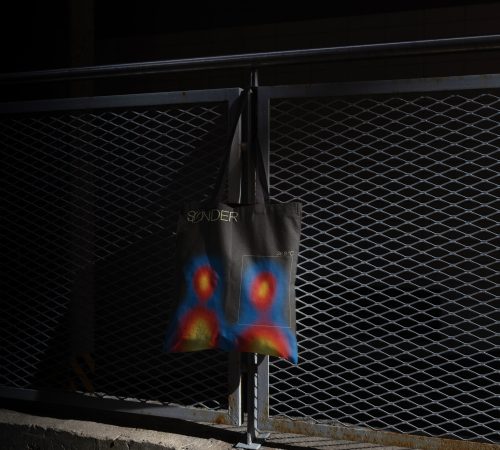 Tote bag